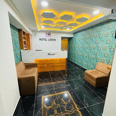 Hotel Lemon Gota Ahmedabad Luaran gambar